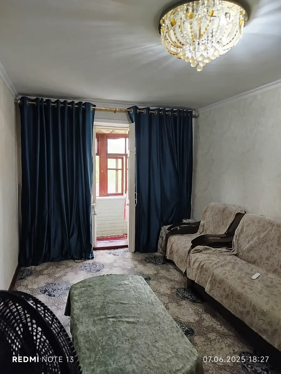 Продается 1-комнатная квартира − 29.9 м²