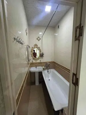Продается 4-комнатная квартира − 92 м²