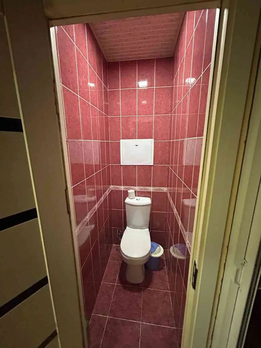 Продается 4-комнатная квартира − 92 м²