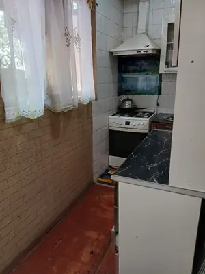 3 xonali kvartira sotiladi − 57 m²