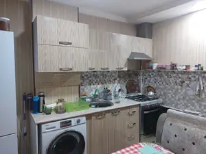 1 xonali kvartira sotiladi − 48 m²