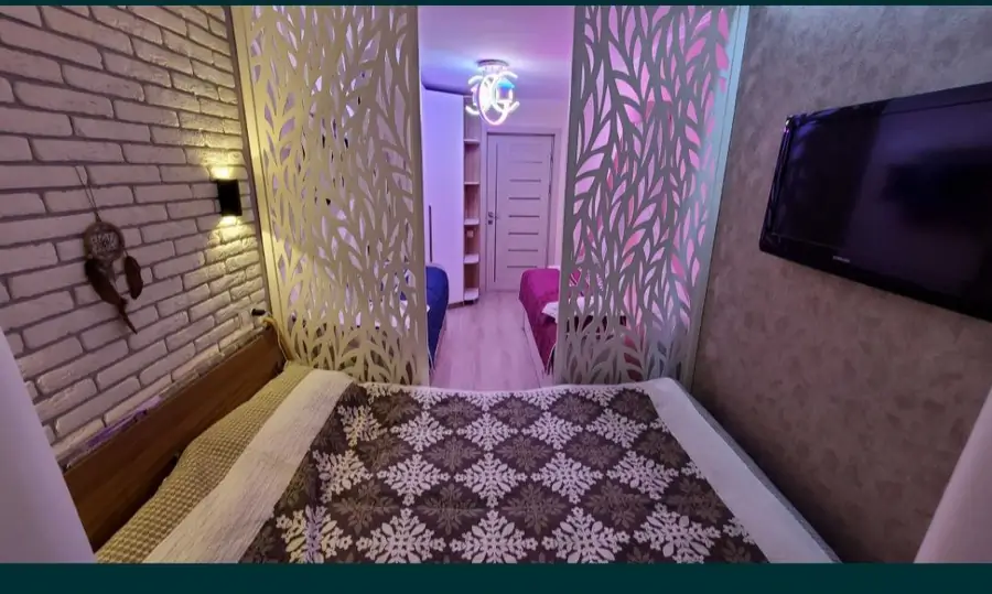 2-комнатная квартира − 54 м², 1/3 этаж