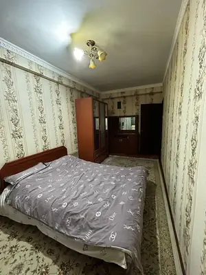 Продается 1-комнатная квартира − 43 м²