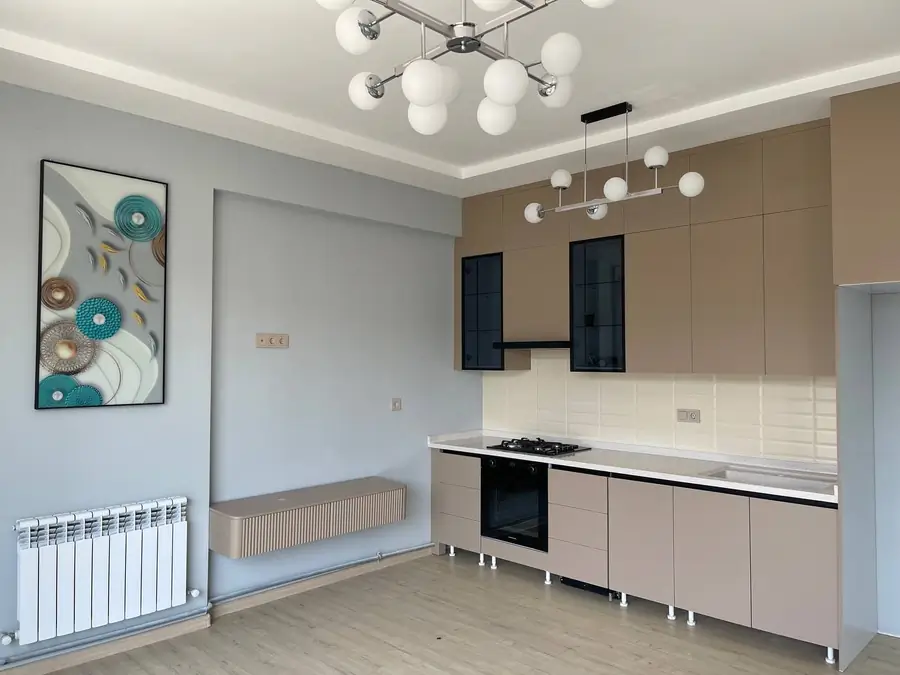 Продается 2-комнатная квартира − 51 м²