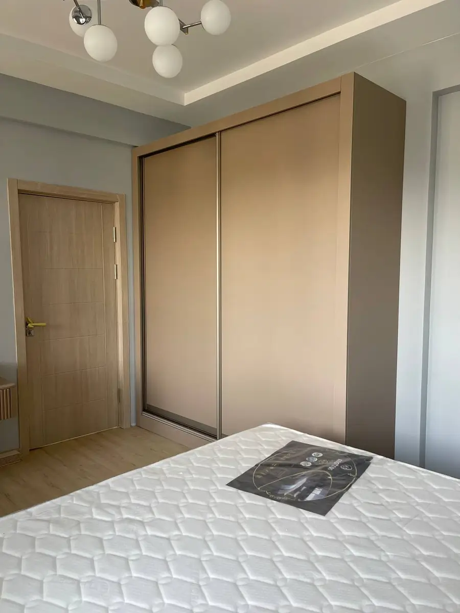 Продается 2-комнатная квартира − 51 м²