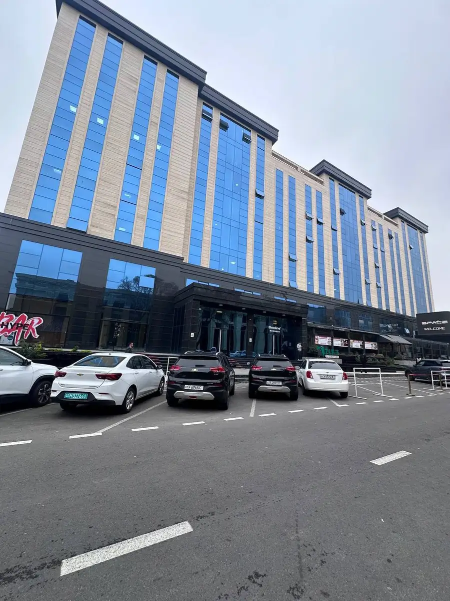 Ofis − 180 m², 2/8 qavat