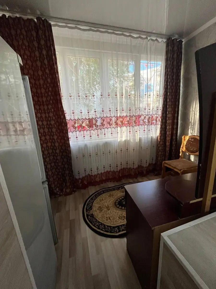 2 xonali kvartira sotiladi − 54 m²