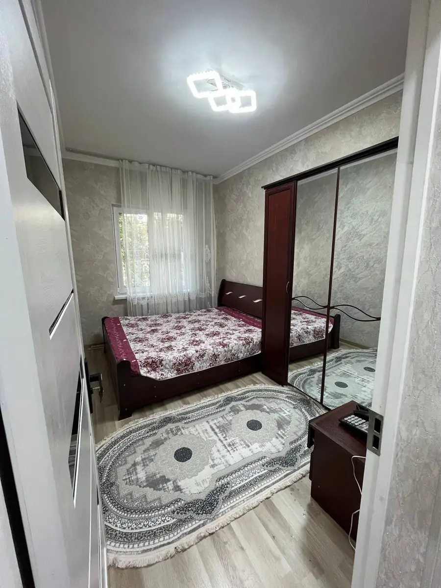 2 xonali kvartira sotiladi − 54 m²