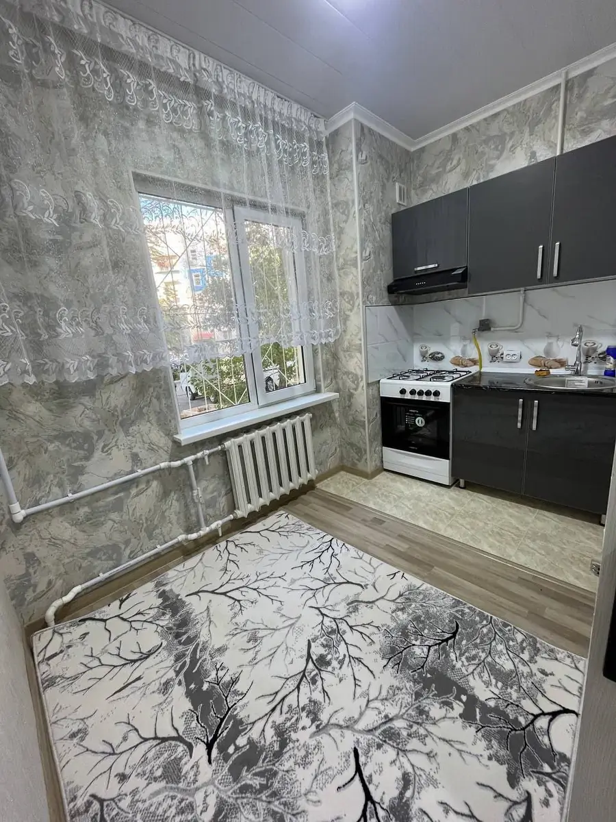 2 xonali kvartira sotiladi − 54 m²