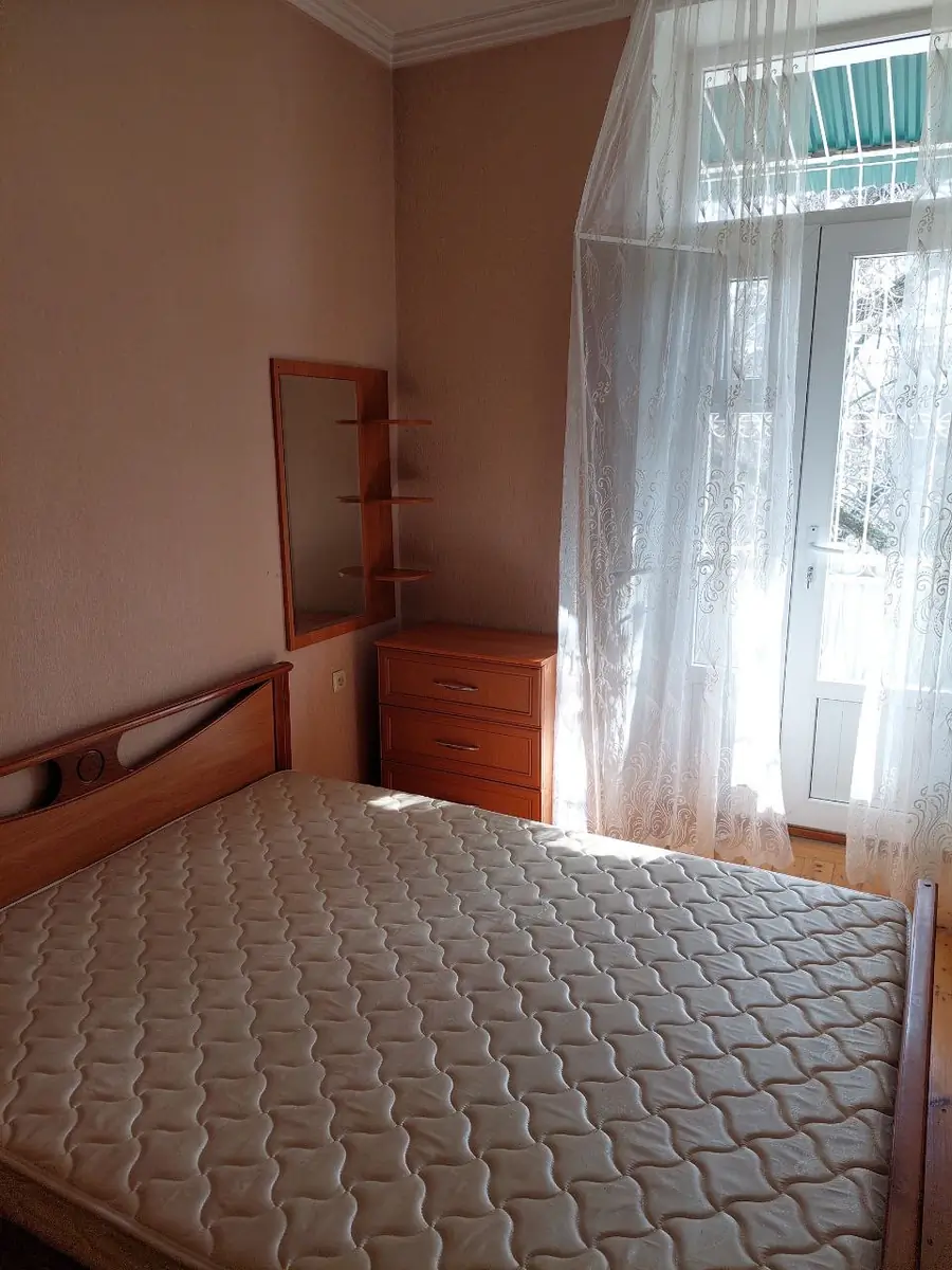 3 xonali kvartira − 75 m², 4/4 qavat