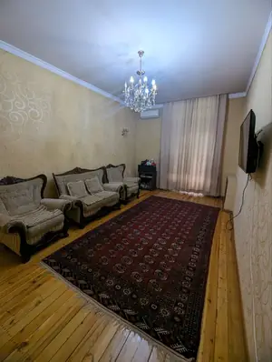 Сдается 3-комнатная квартира − 75 м²