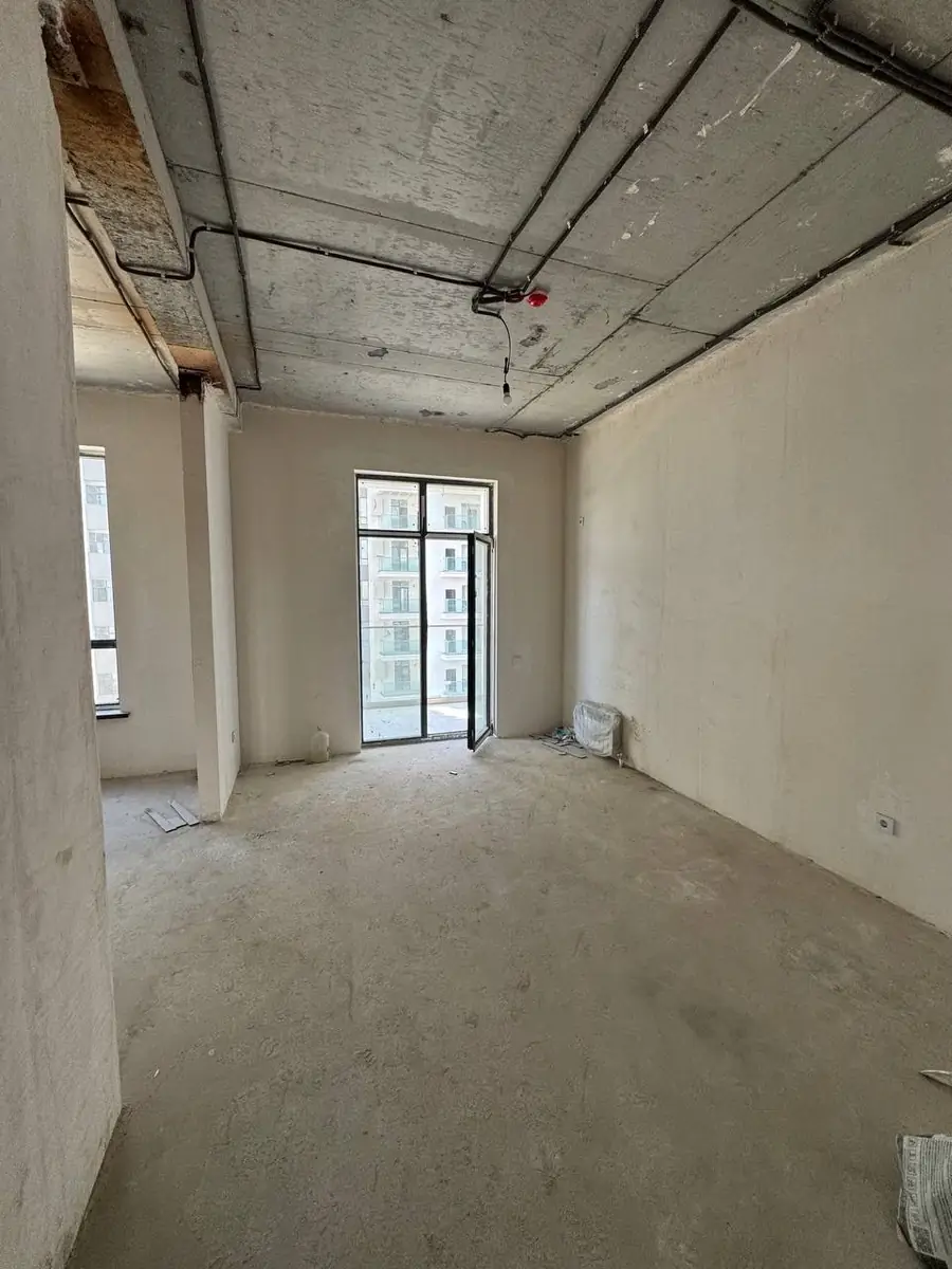 2-комнатная квартира − 67 м², 2/14 этаж