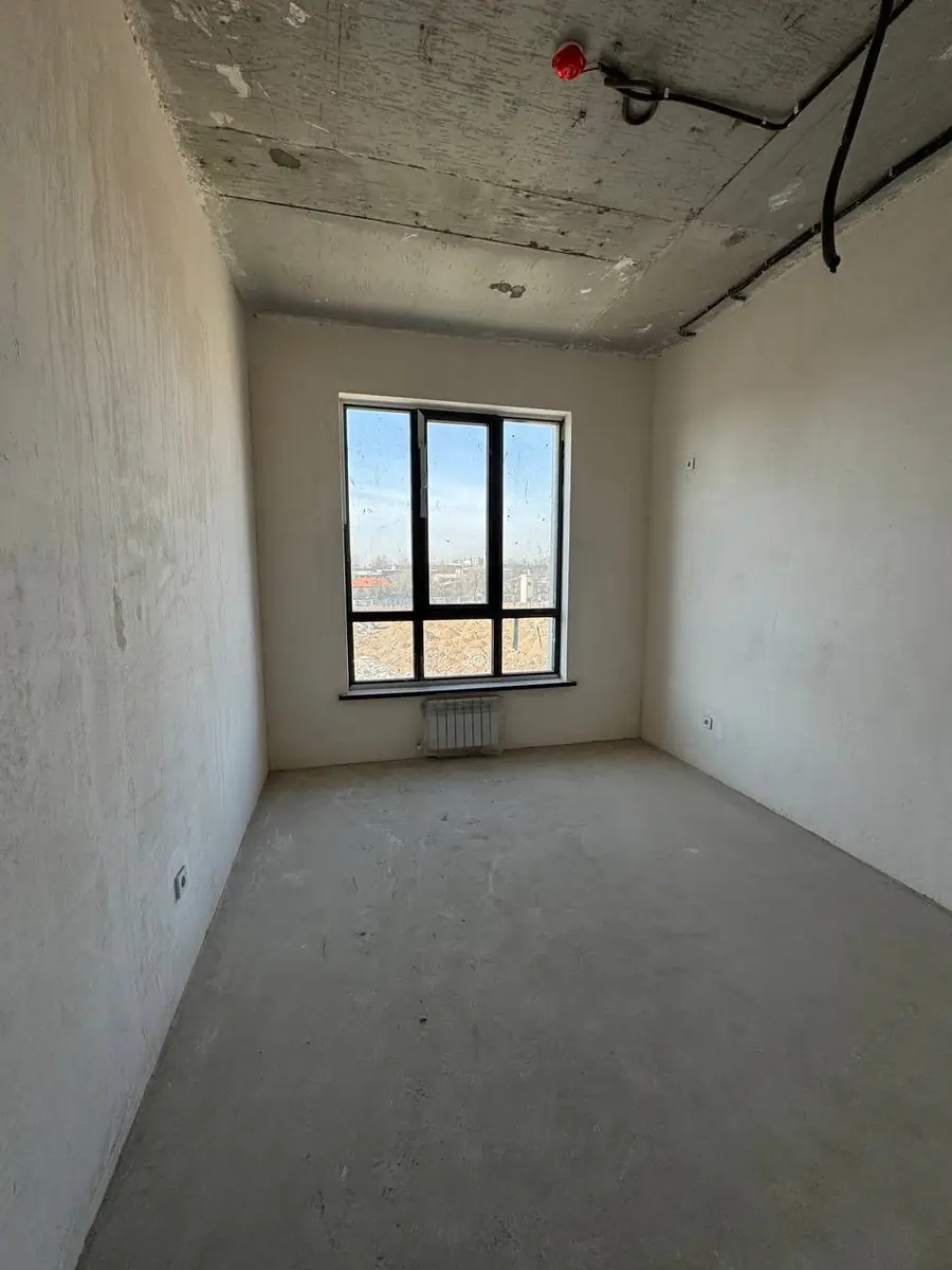 2-комнатная квартира − 67 м², 2/14 этаж