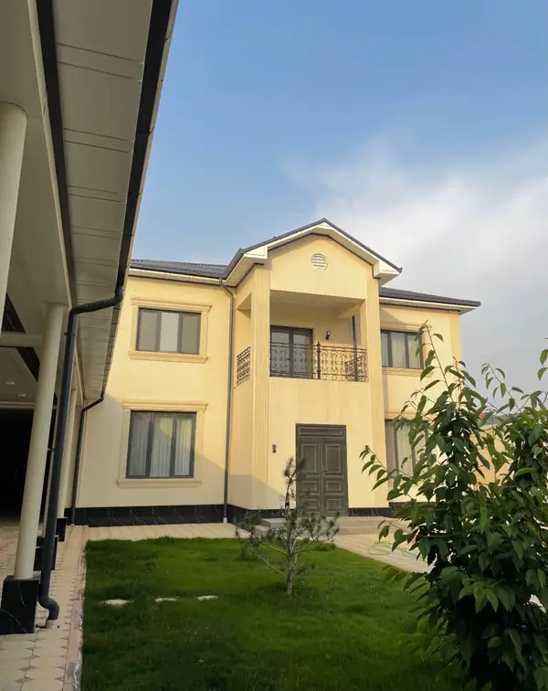 2 qavatli uy − 260 m², 6 sot. 