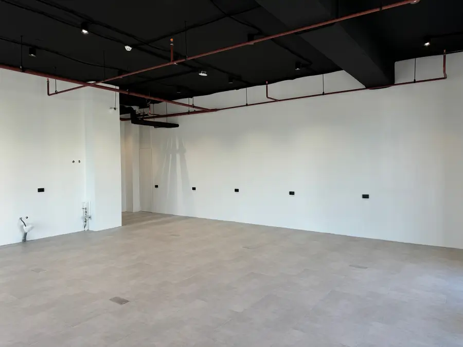 Ijaraga ofis − 80 m²