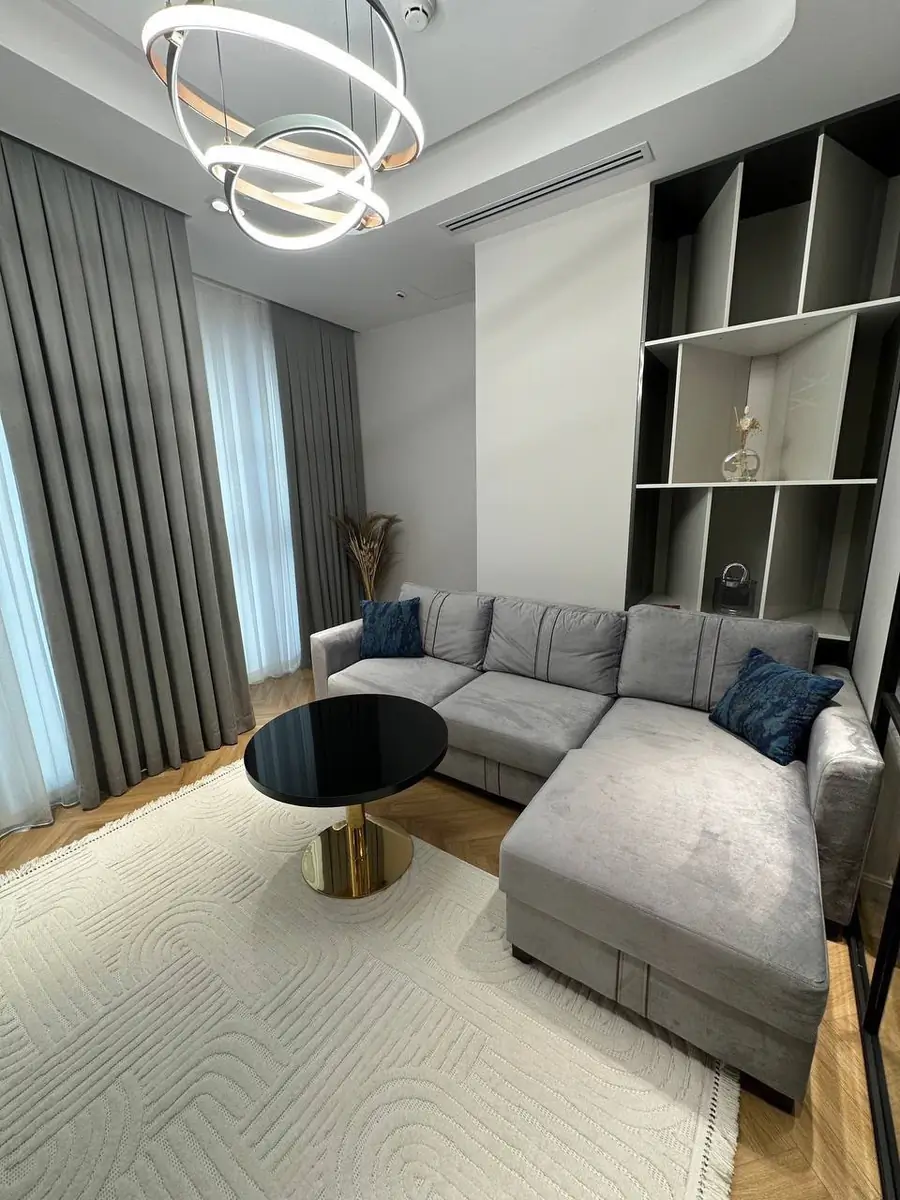 2 xonali kvartira sotiladi − 44.6 m²