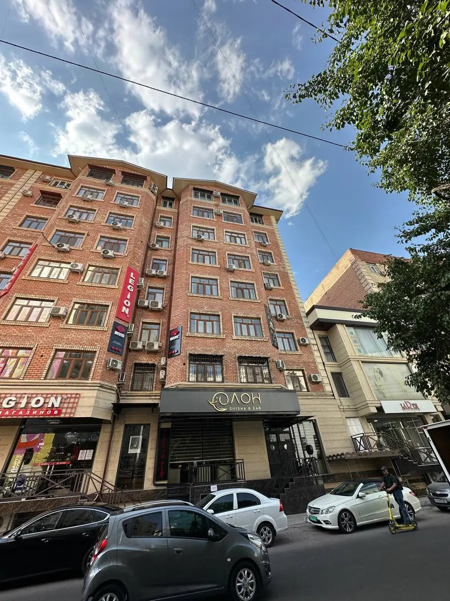 2-комнатная квартира − 70.3 м², 2/8 этаж