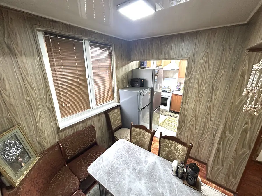 3-комнатная квартира − 70 м², 3/5 этаж