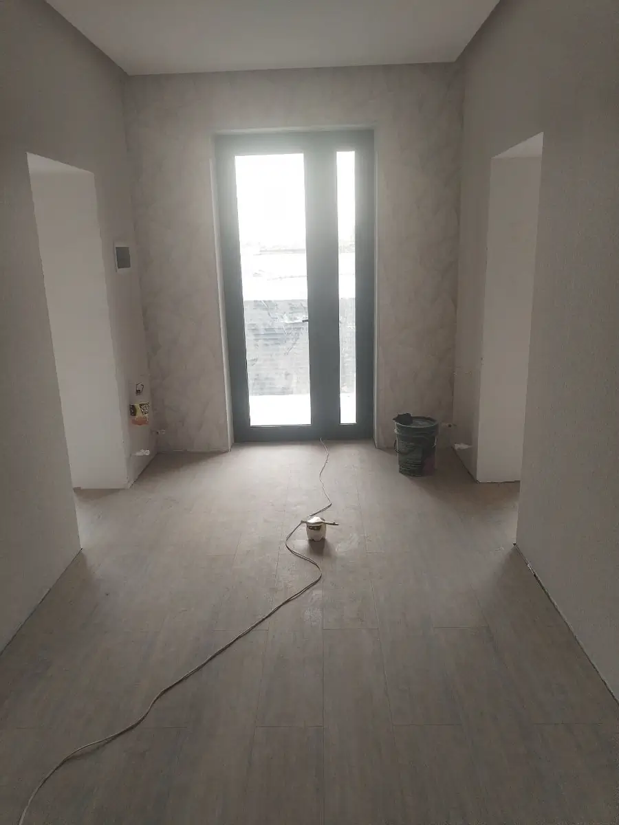 2 qavatli uy sotiladi − 300 m²
