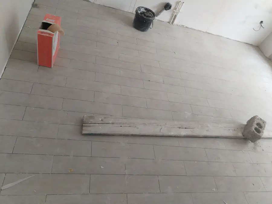 2 qavatli uy sotiladi − 300 m²