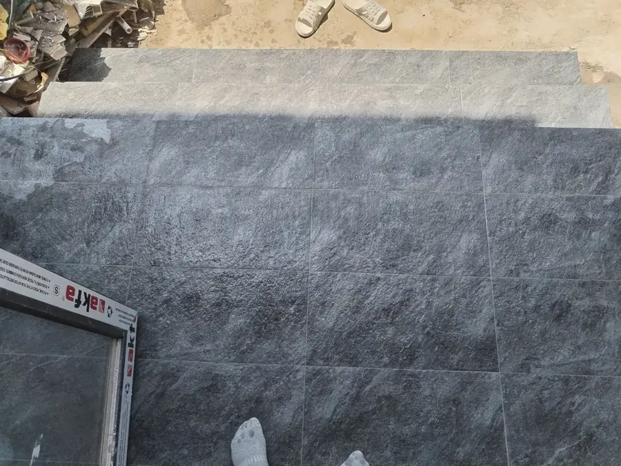 2 qavatli uy sotiladi − 300 m²