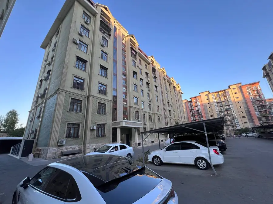 3 xonali kvartira − 101 m², 1/8 qavat