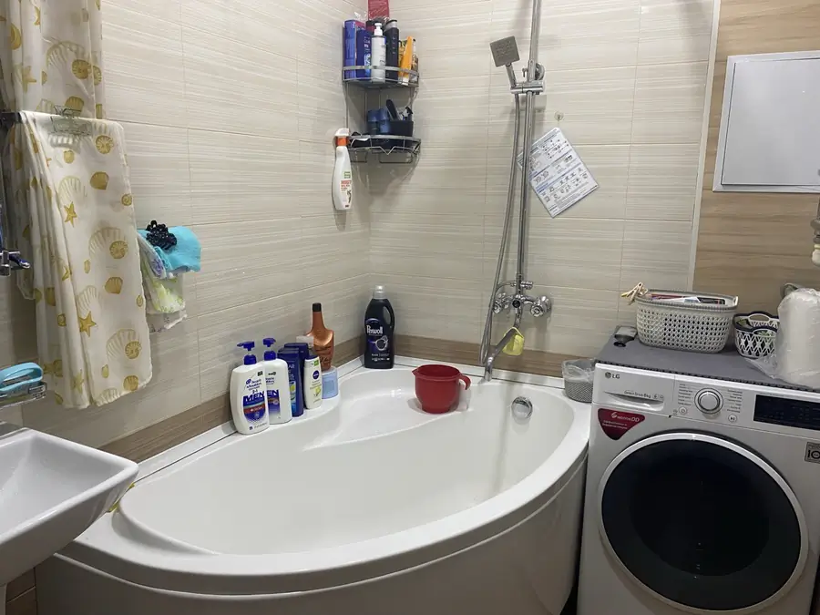 3-комнатная квартира − 68 м², 6/9 этаж