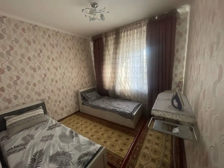3-комнатная квартира − 90 м², 2/5 этаж