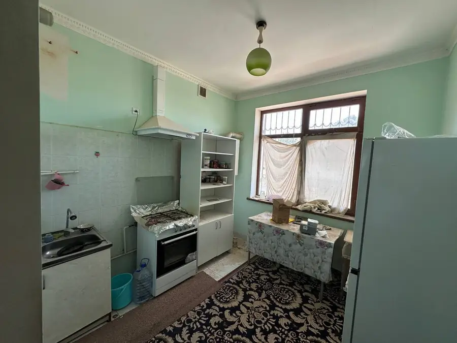 Продается 3-комнатная квартира − 84 м²