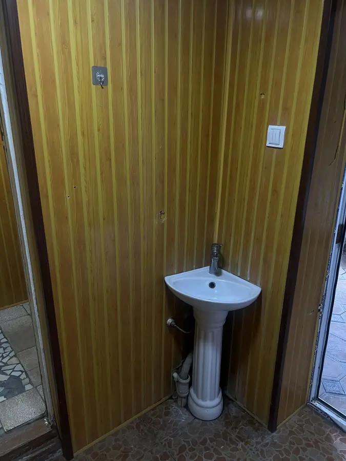 Сдается 1-этажный дом − 150 м²