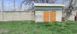 2-этажный дом − 70 м², 8 сот.