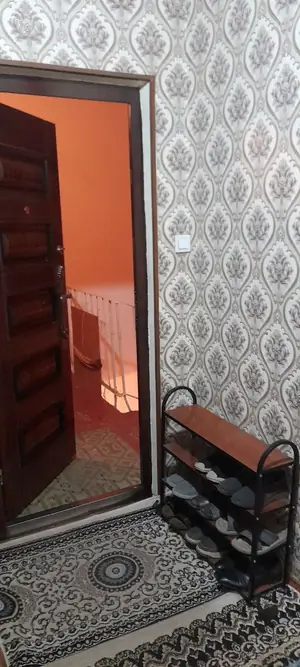 2 xonali kvartira sotiladi − 56 m²