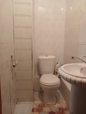 Продается Более 5-комнатная квартира − 120 м²