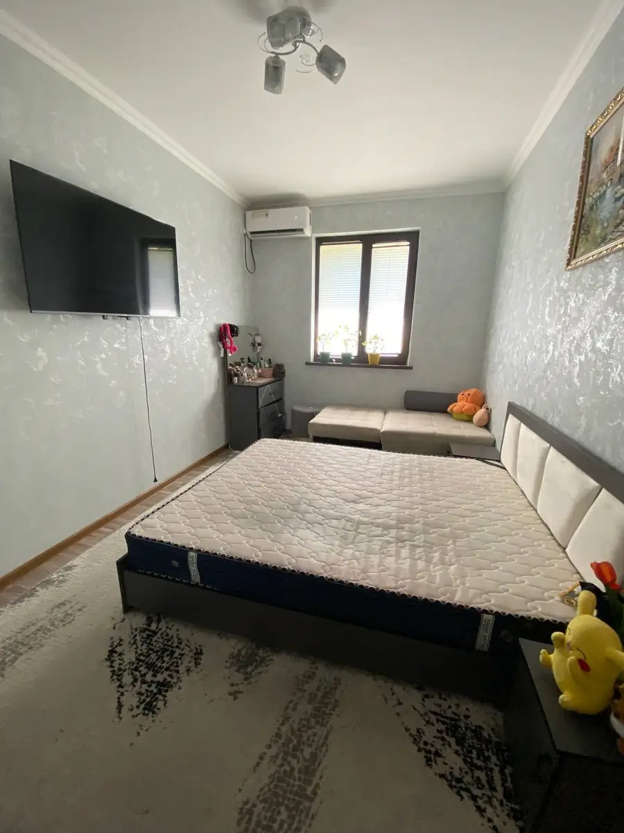1 xonali kvartira sotiladi − 30.5 m²