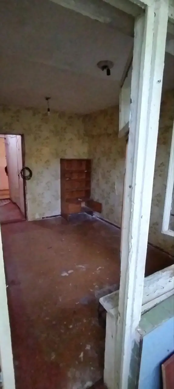 2-комнатная квартира − 42 м², 4/4 этаж
