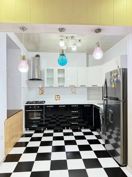 2-комнатная квартира − 48 м², 4/4 этаж