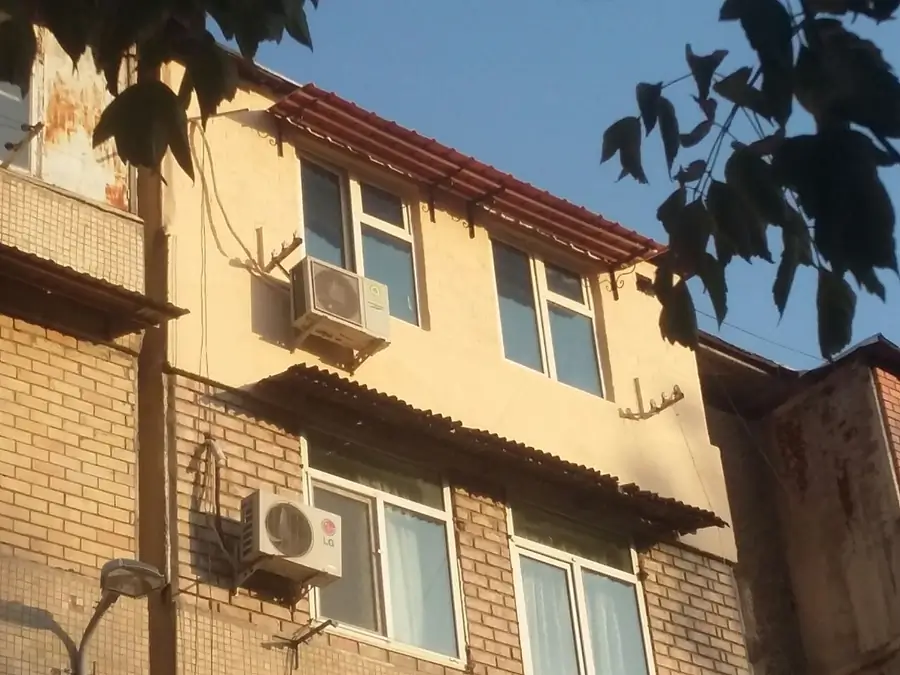 2-комнатная квартира − 56 м², 4/4 этаж