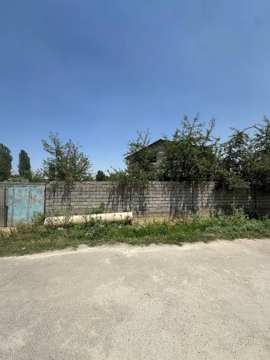 2 qavatli uy sotiladi − 100 m²