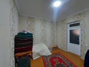 1 qavatli uy − 300 m², 4 sot. 
