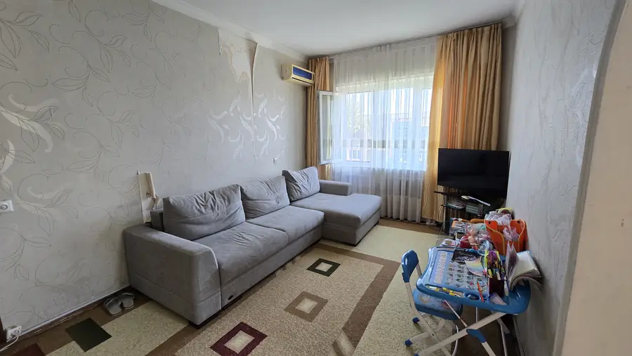 1 xonali kvartira − 42 m², 4/4 qavat
