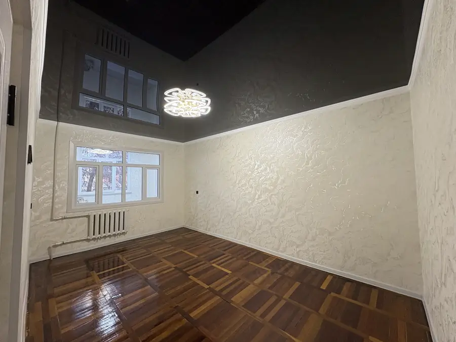 Продается 3-комнатная квартира − 70 м²