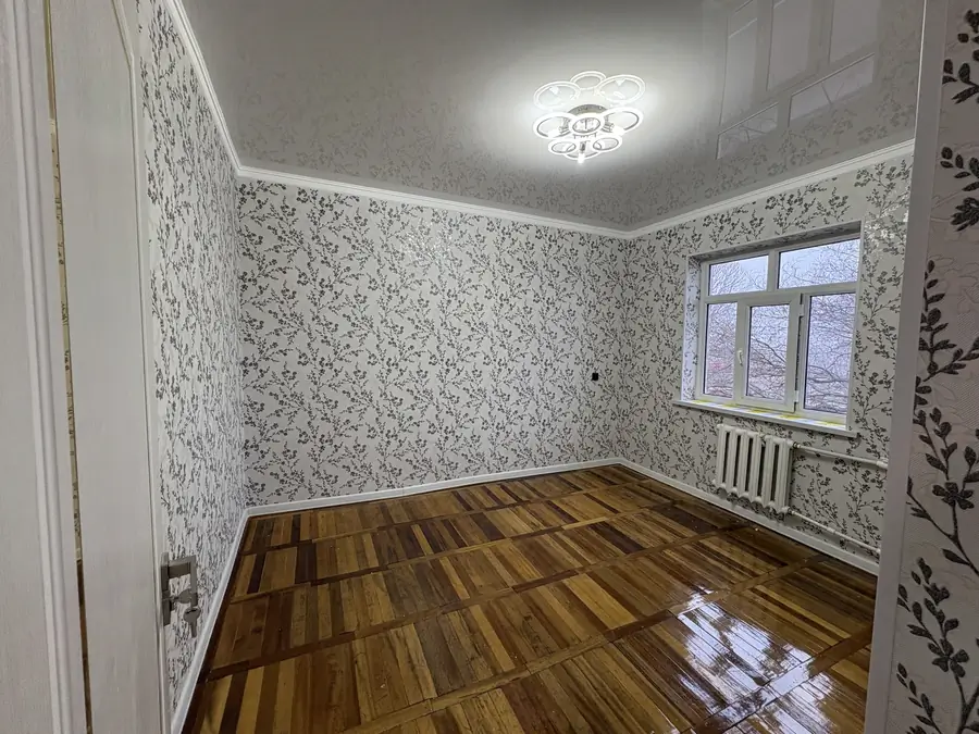 Продается 3-комнатная квартира − 70 м²