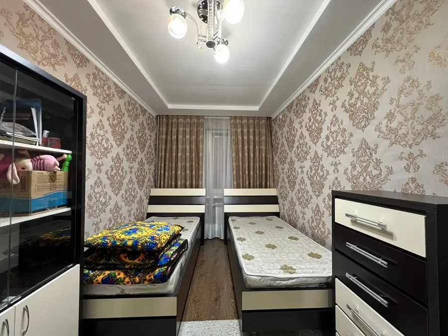 4 xonali kvartira sotiladi − 94.7 m²