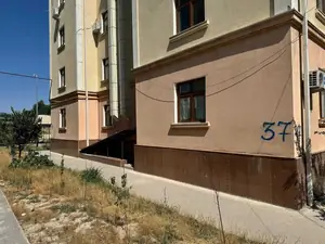 3 xonali kvartira − 145 m², 1/5 qavat