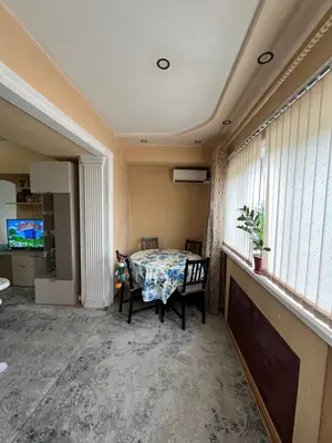 3 xonali kvartira − 70 m², 6/9 qavat