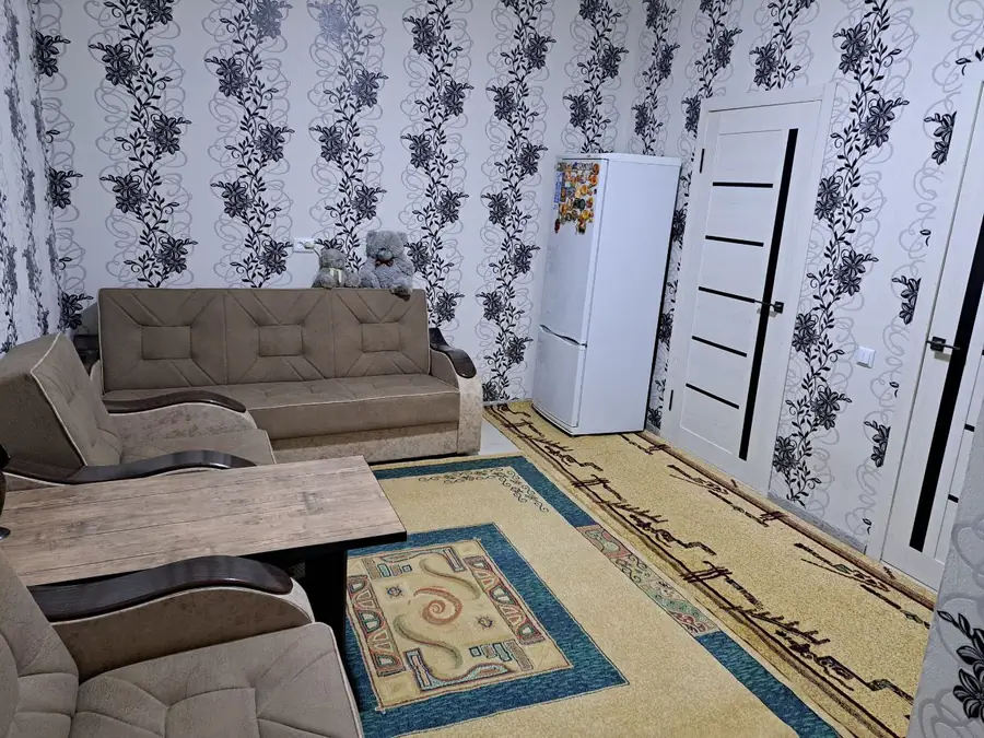 1 xonali kvartira sotiladi − 28 m²