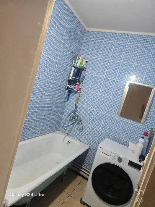 Продается 3-комнатная квартира − 78 м²