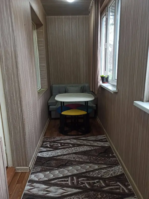 1-комнатная квартира − 38 м², 1/4 этаж