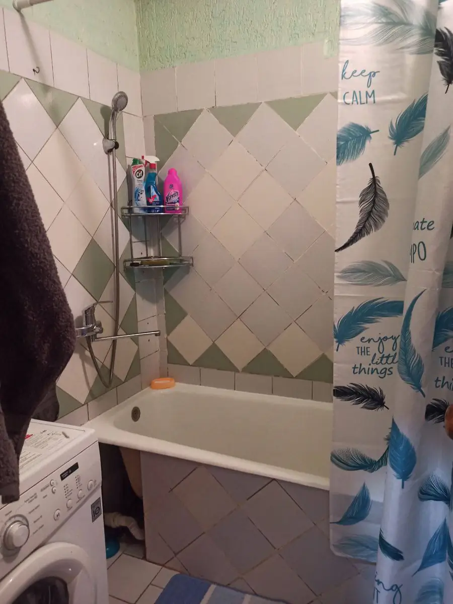 1 xonali kvartira sotiladi − 38 m²