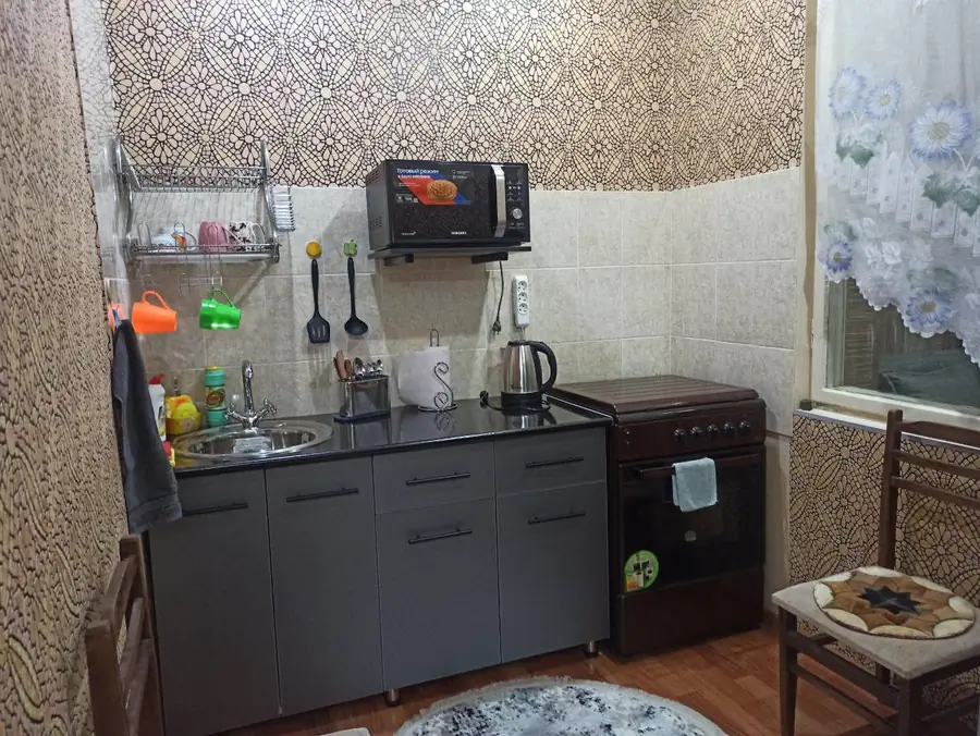 1 xonali kvartira sotiladi − 38 m²